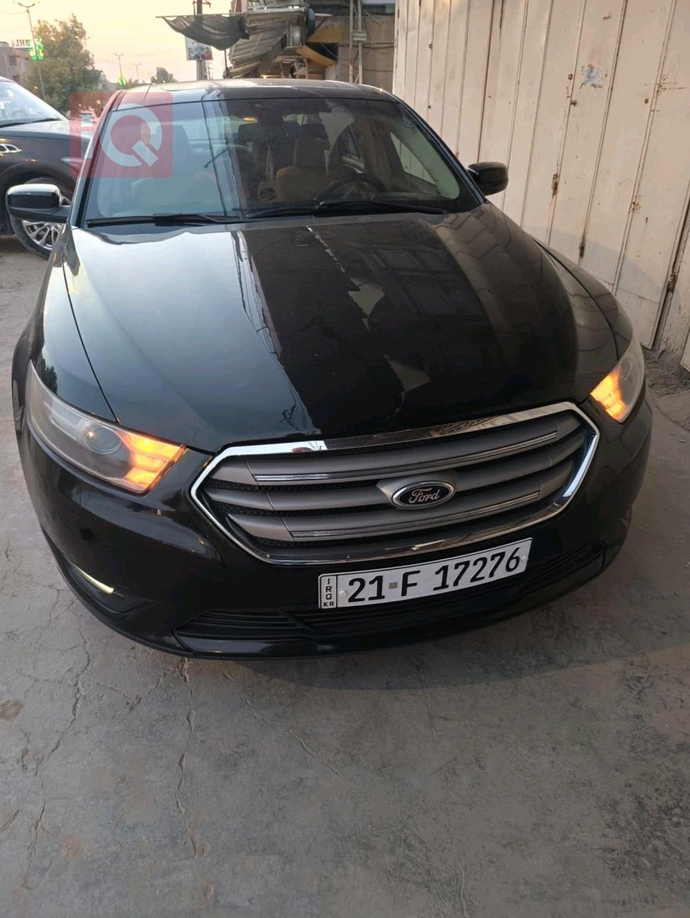 Ford Taurus